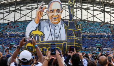quand le souverain pontife faisait vibrer Marseille et le stade Vélodrome