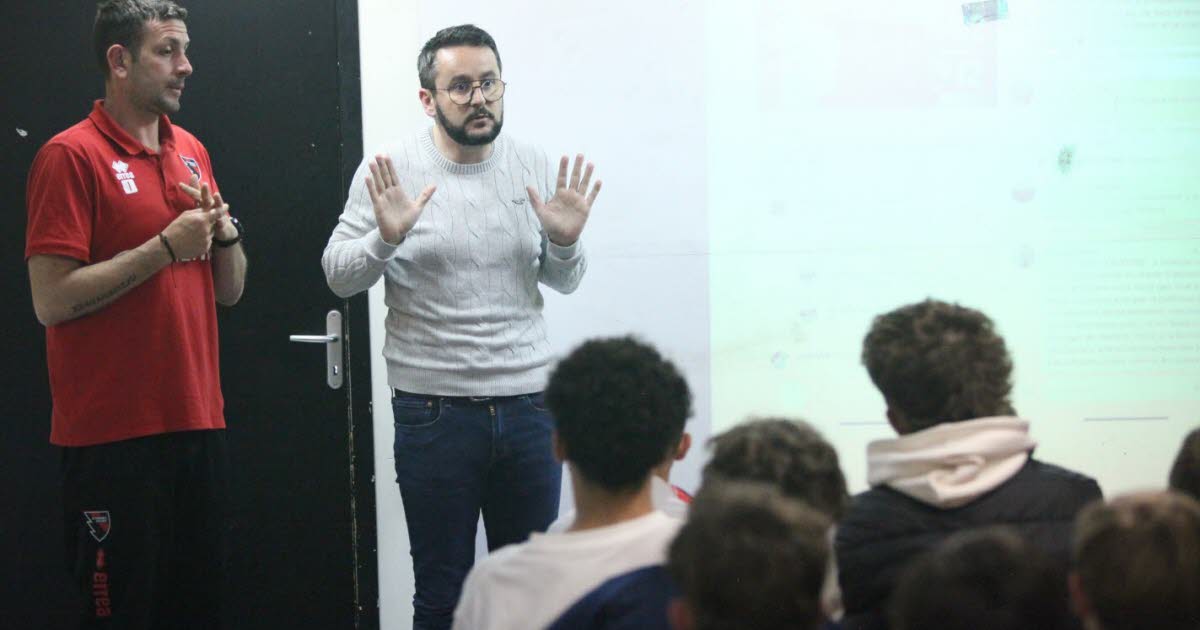 Ain. À Oyonnax Rugby, on forme aussi aux dangers des réseaux sociaux