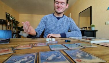 Strasbourg. Vous avez aimé Pokémon ? Vous allez adorer Sfæra, le jeu de cartes de Jean-Baptiste Casbonne