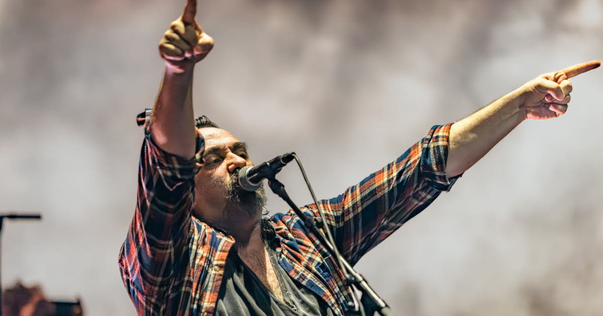 En images. Damien Saez, fils de France, a fait chavirer Grenoble