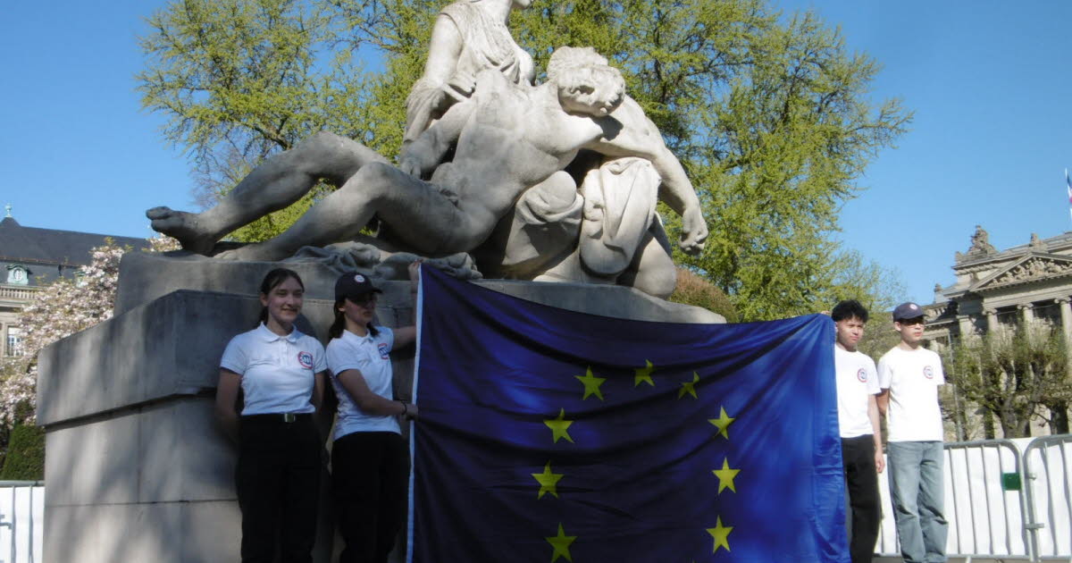 Strasbourg. Le collège Saint-Etienne donne vie à une création unique pour rendre hommage aux Malgré-nous