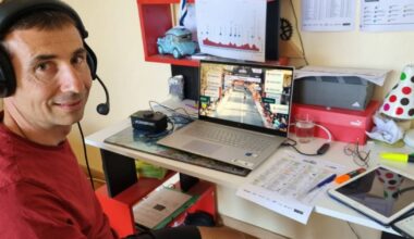 Cyclisme. David Moncoutié commente les courses à la télé... dans la chambre de son fils !