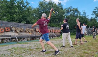 Dieffenbach-au-Val. Qui veut participer aux championnats de France de lancer de haches et couteaux, fin mai ?