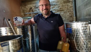 Rhône. Depuis son garage, il a élaboré le meilleur spiritueux français du Concours international de Lyon