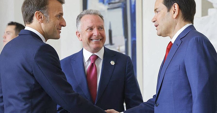 Guerre en Ukraine. Le chef de la diplomatie américaine et le bras droit de Zelensky reçus à Paris