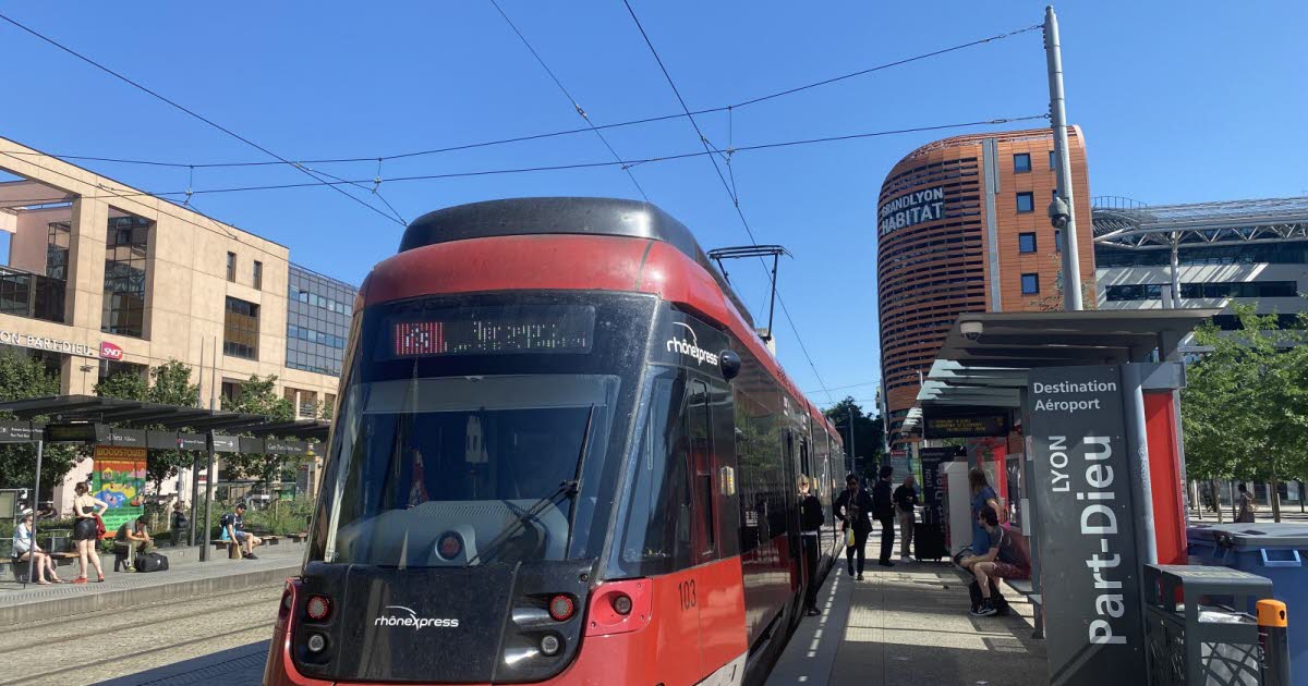 Rhône. Quelles solutions pour rallier l’aéroport de Lyon Saint-Exupéry alors que le service Rhonexpress est interrompu?