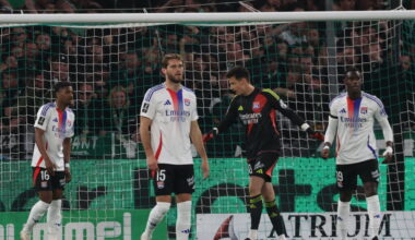 Football. Les tops et flops d’ASSE - OL : Descamps avec les honneurs, l’entrée lunaire d’Akouokou - Le Progrès