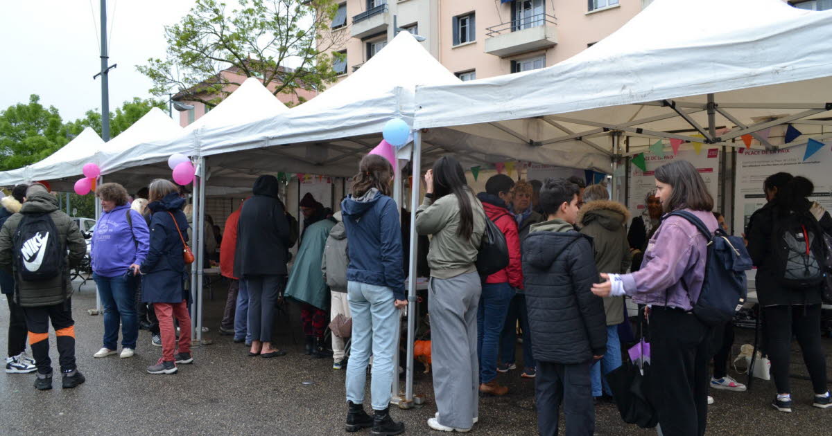 à Villeurbanne, cette place fait peau neuve