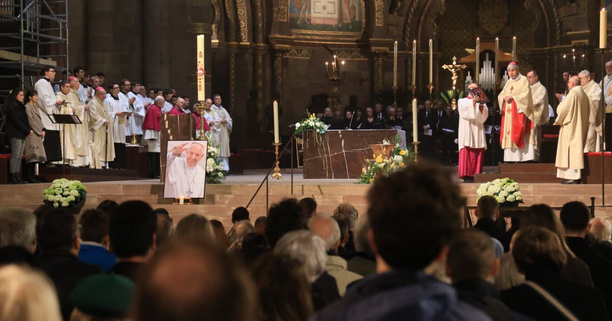 Strasbourg. Un millier de fidèles à la cathédrale pour exprimer leur gratitude au pape François