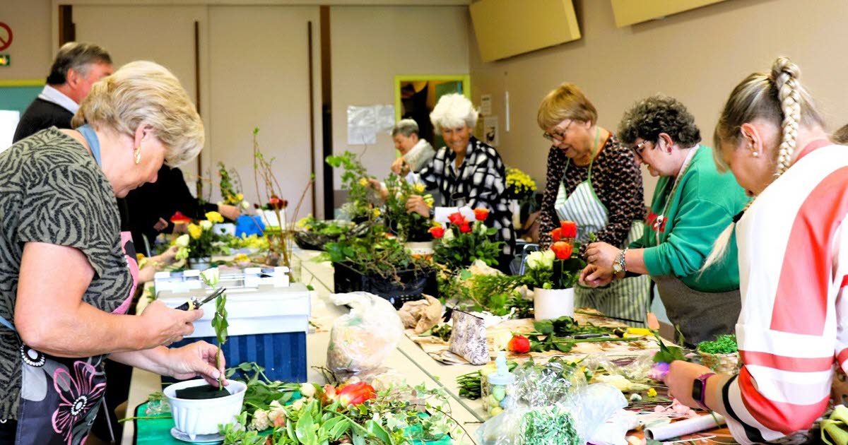 Laneuvelotte. Pâques en fleurs