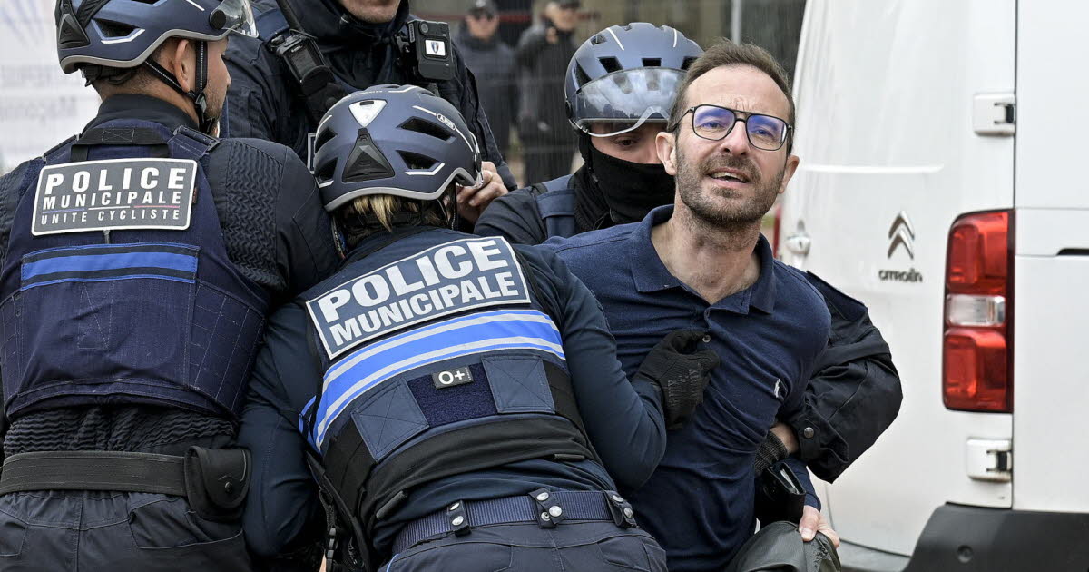 Édouard Hoffmann évacué manu militari par la police municipale