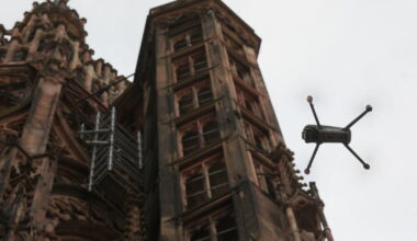 Strasbourg. Un drone prend des photos pour modéliser la cathédrale en 3D