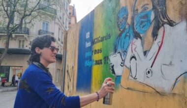 Lyon. Avec sa fresque dédiée aux soignants, elle veut être « la goutte d’eau qui fait déborder le vase »