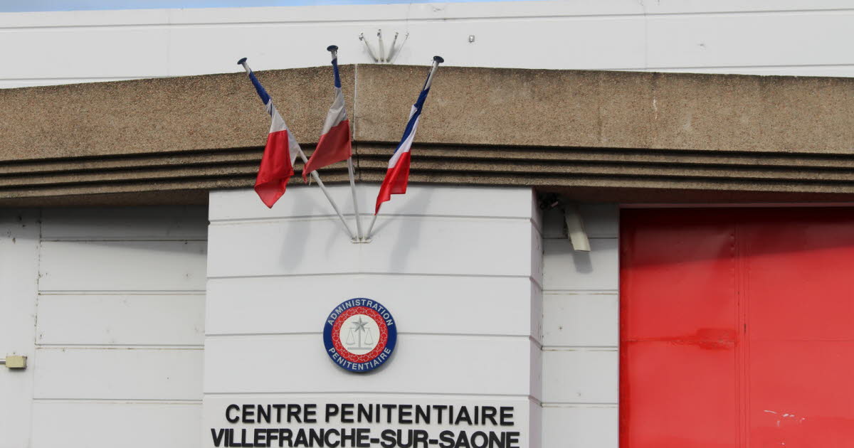 Villefranche-sur-Saône. La police nationale a mené une opération anti-drone fructueuse aux abords de la prison - Le Progrès