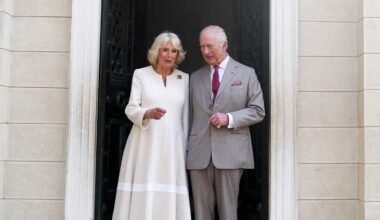 Le roi Charles III et la reine Camilla visitent le tombeau de Dante à Ravenne avant de quitter l'Italie