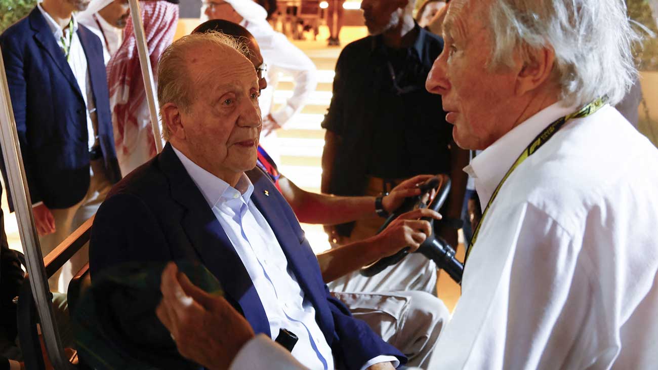 Le roi Juan Carlos et Jackie Stewart au Grand Prix de Bahreïn