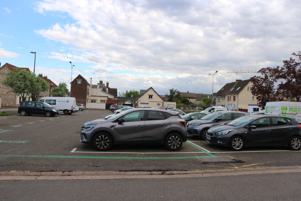 L'essentiel des places de stationnement sera conservé. 