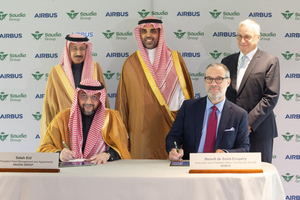 Le groupe Saudia a annoncé une commande auprès d'Airbus de 10 A330-900 pour sa filiale flyadeal. 