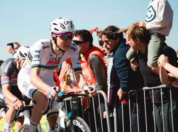 Tour des Flandres 2025. Pogacar, l’extraterrestre du Vieux Quaremont