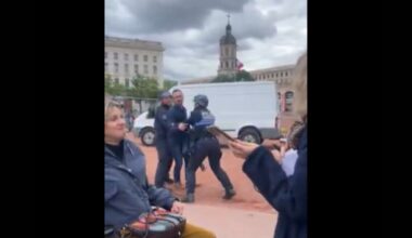 Lyon. Un candidat aux municipales agressif avec une élue évacué par la police à Bellecour