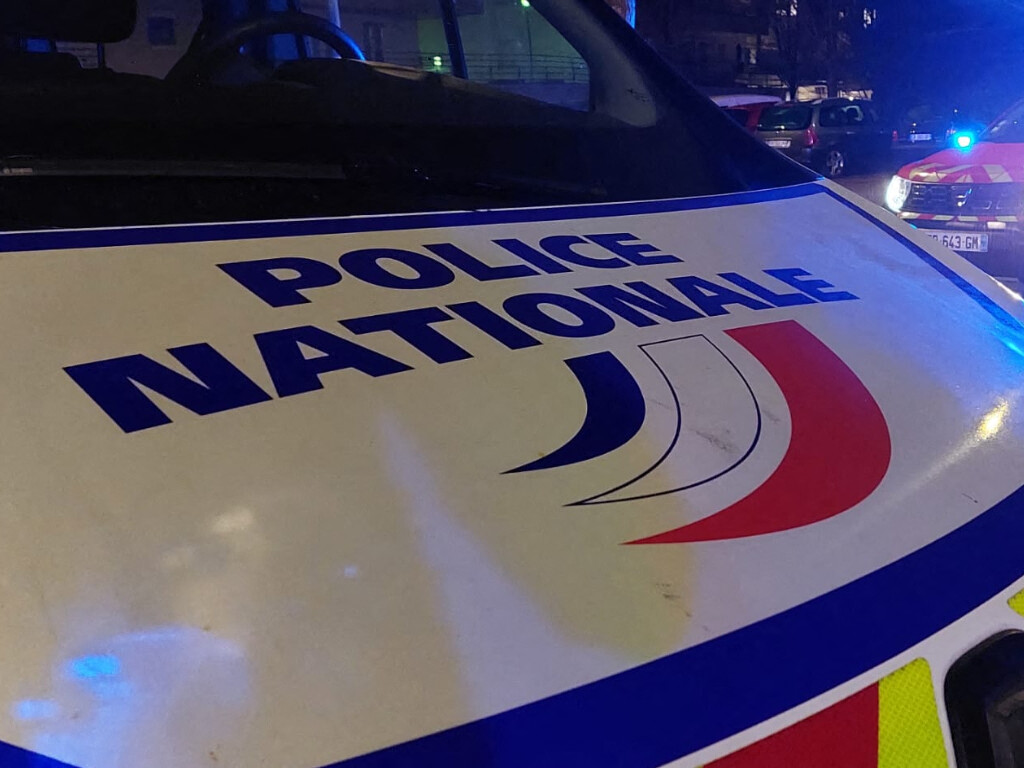 une jeune femme de 19 ans accuse de viol un chauffeur VTC pendant une course de nuit