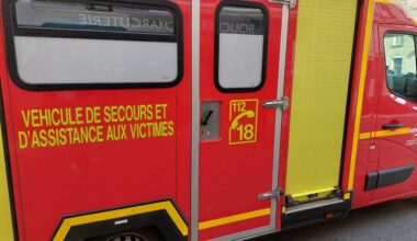 un jeune de 23 ans victime de trois coups de couteau après avoir défendu une amie