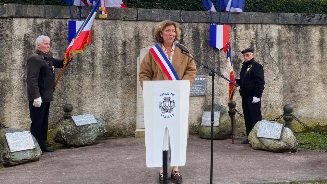 la brocante perturbe le quotidien des habitants, ils insultent la maire sur Facebook