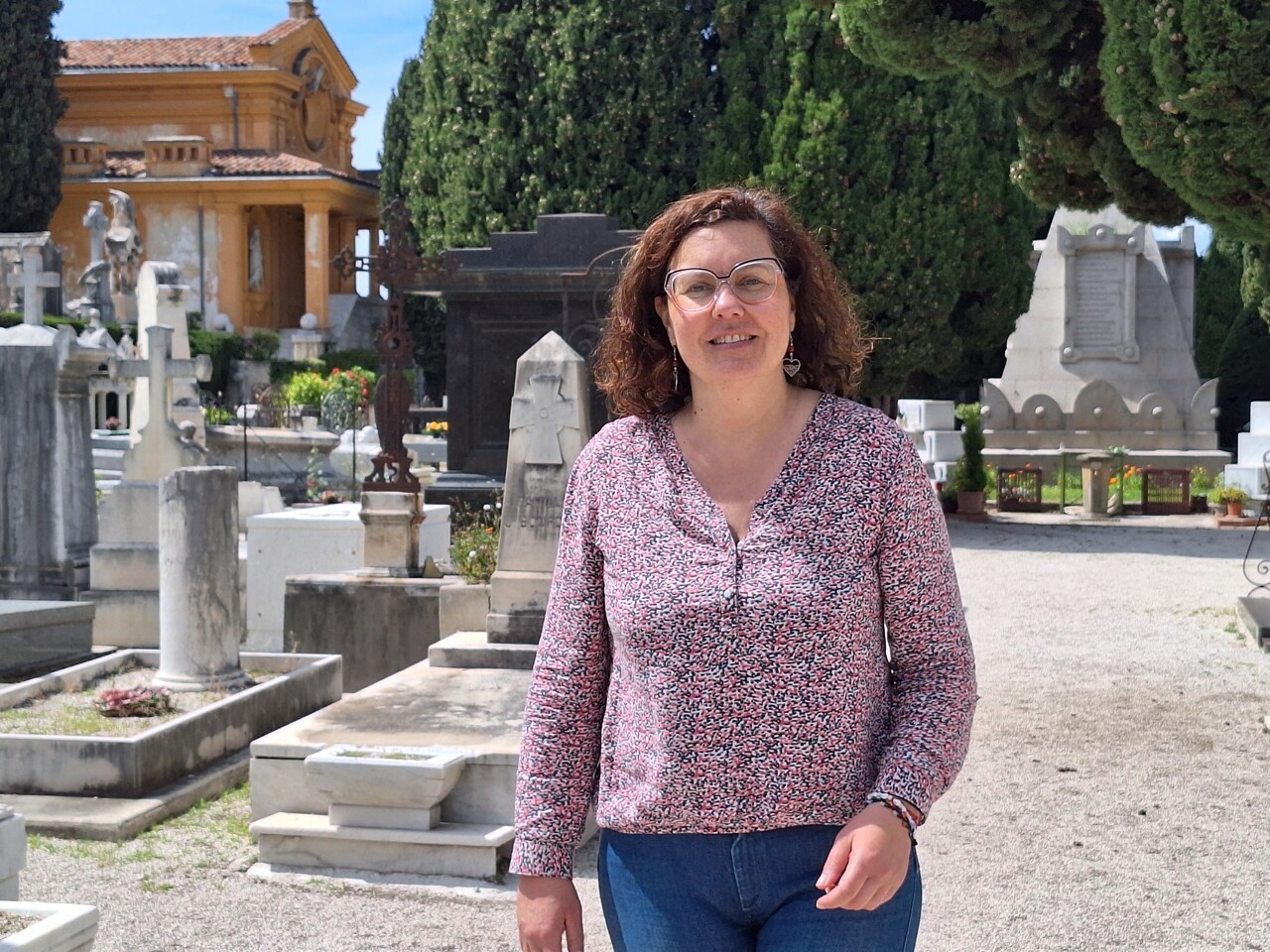 Nice. À 51 ans, Rachel change de métier pour organiser... des enterrements