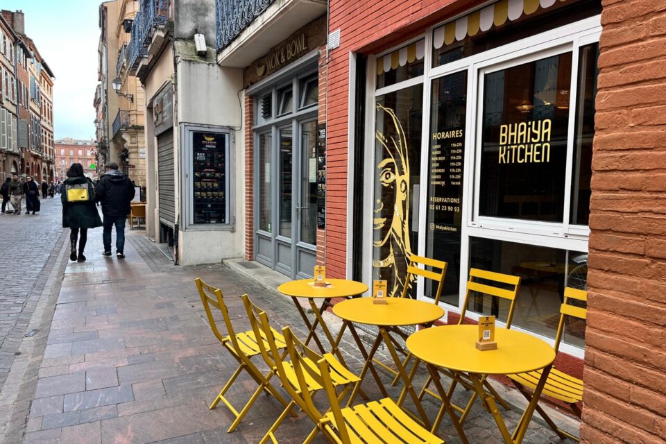 Le restaurant situé rue du Taur possède 10 à 15 places en terrasse. 