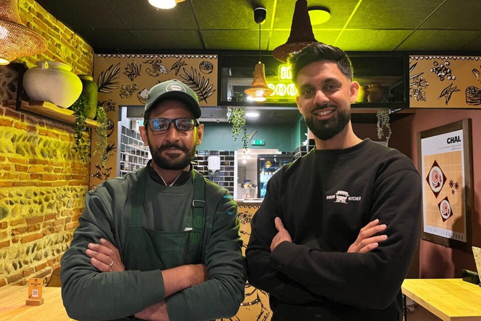 Reshad a fait appel à son cousin toulousain, d'origine indienne aussi, Siklanra, pour ouvrir la première franchise de Bhayia Kitchen dans la Ville rose.