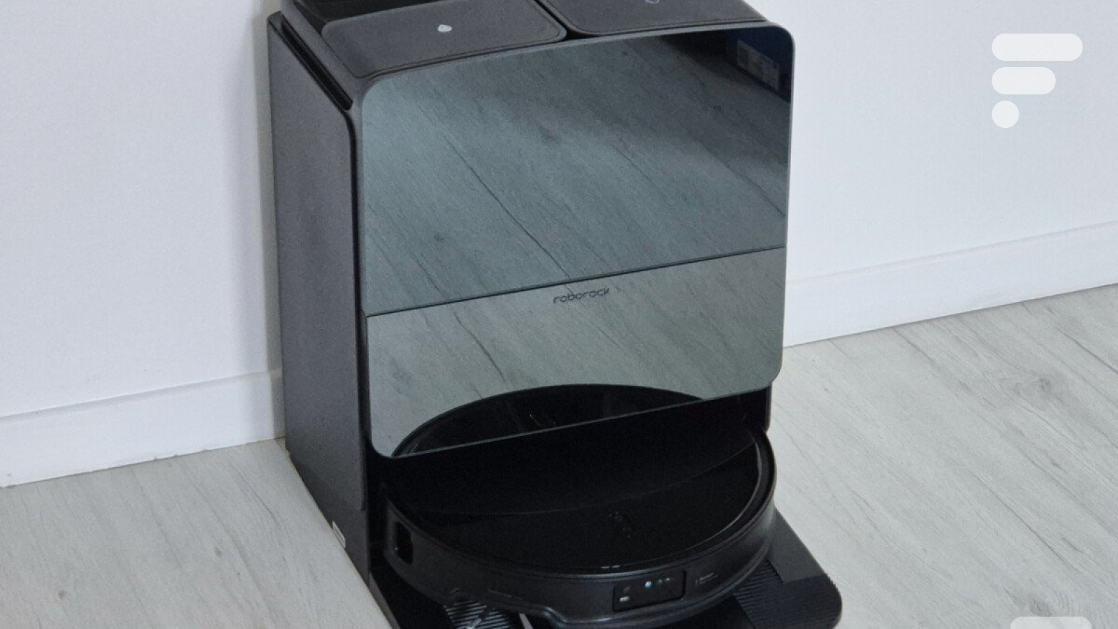 voici une nouvelle génération de robot aspirateur laveur