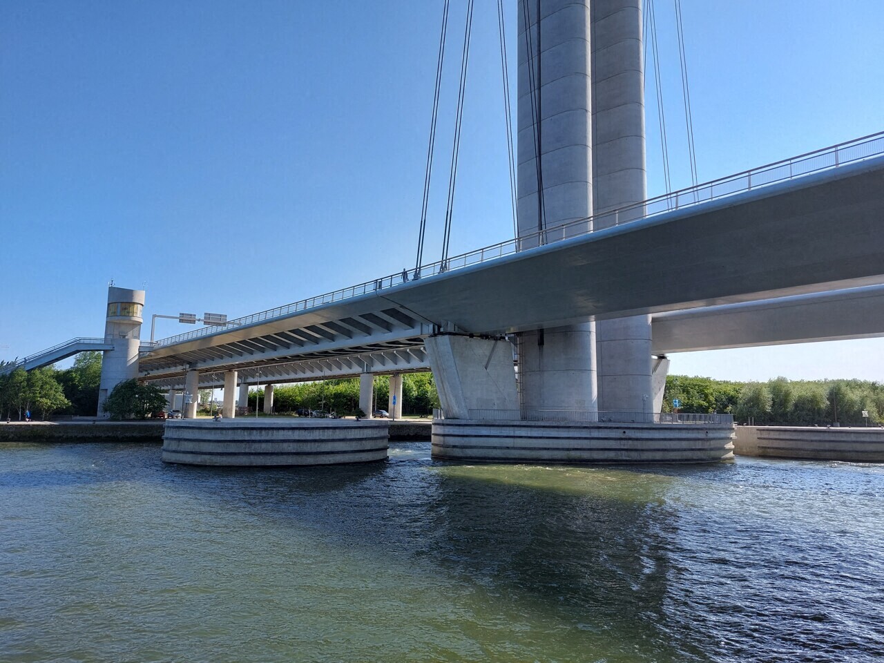 Important accident à proximité du pont Flaubert à Rouen : la circulation est paralysée
