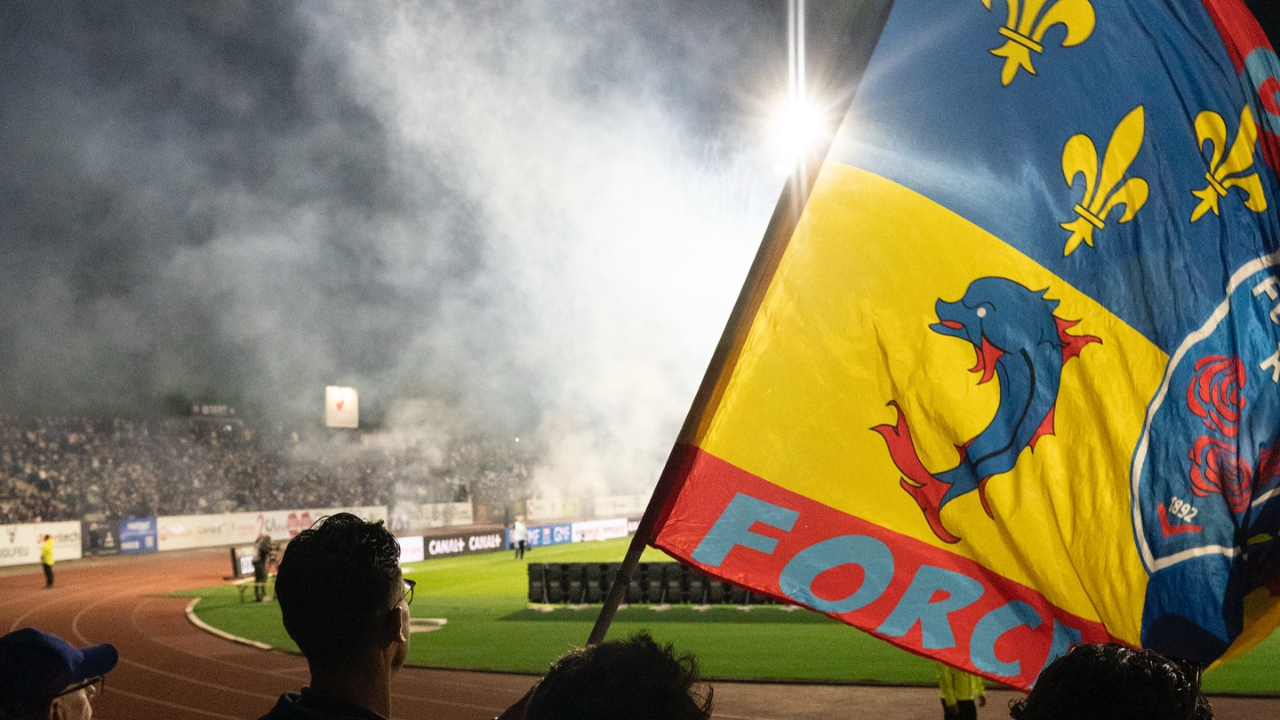 une victoire du FC Grenoble dans le derby pour valider une place en demi-finale