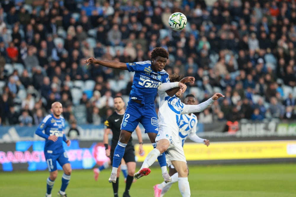 le Sporting stoppé par Grenoble