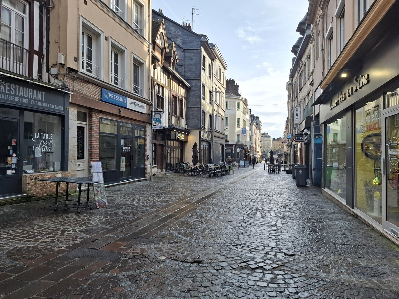 Le commerce se meurt-il à Rouen ? État des lieux entre fermetures, nouveaux arrivants et locaux vacants