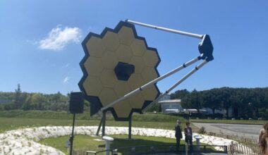 une impressionnante structure de 8 mètres de haut débarque à la Cité de l'espace