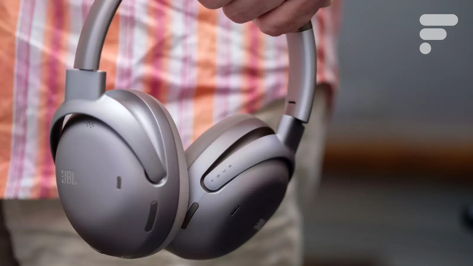 Le JBL Tour One M3 rejoint notre sélection des meilleurs casques audio sans fil du marché