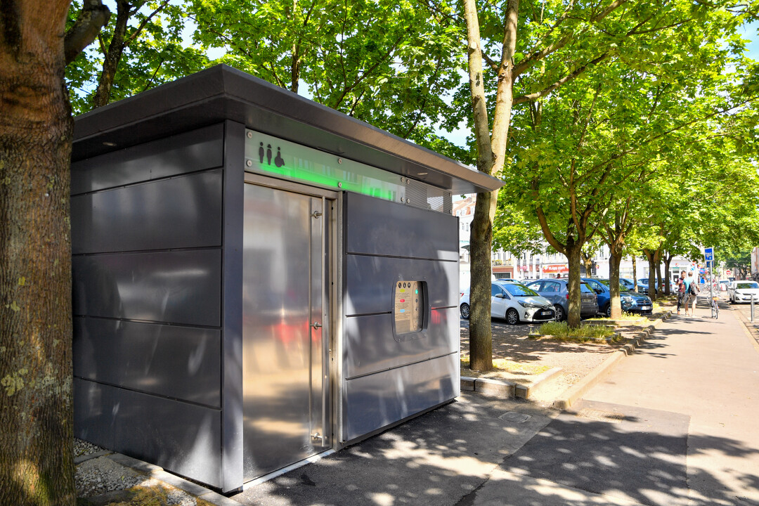 Les toilettes publiques / La propreté / Vivre à Lille
