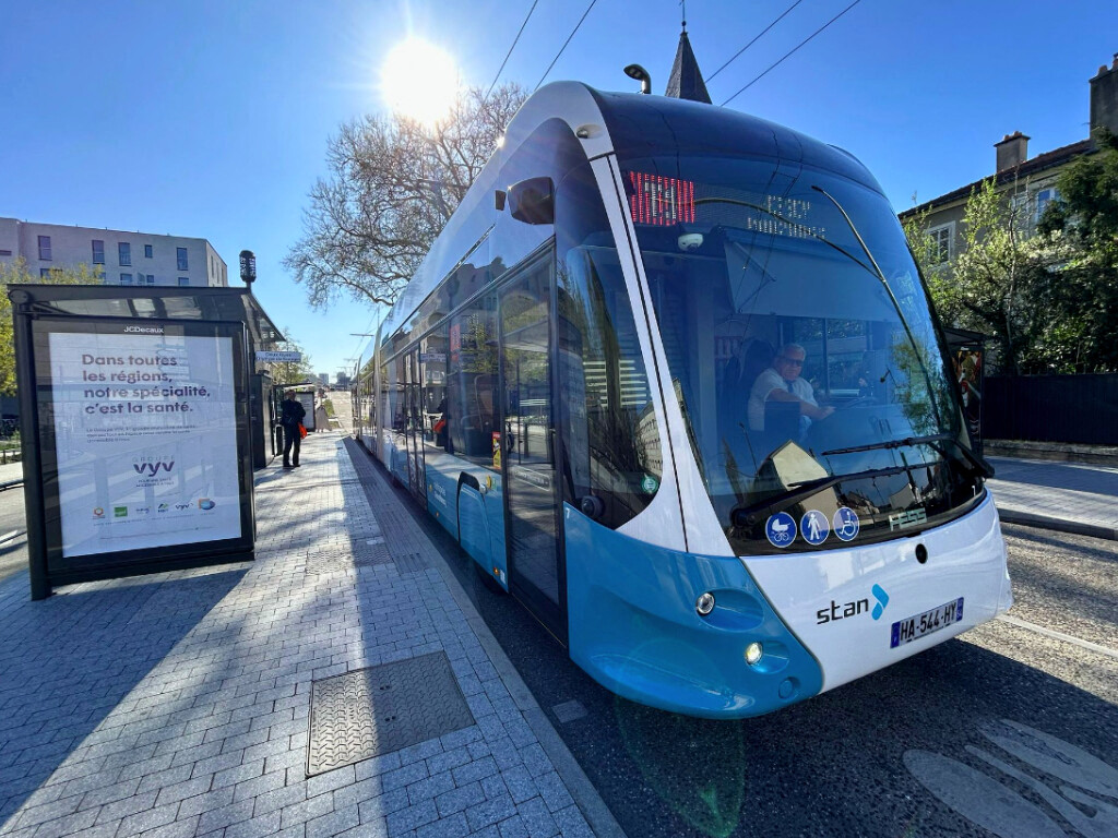 "Il y a de gros progrès par rapport au tram"