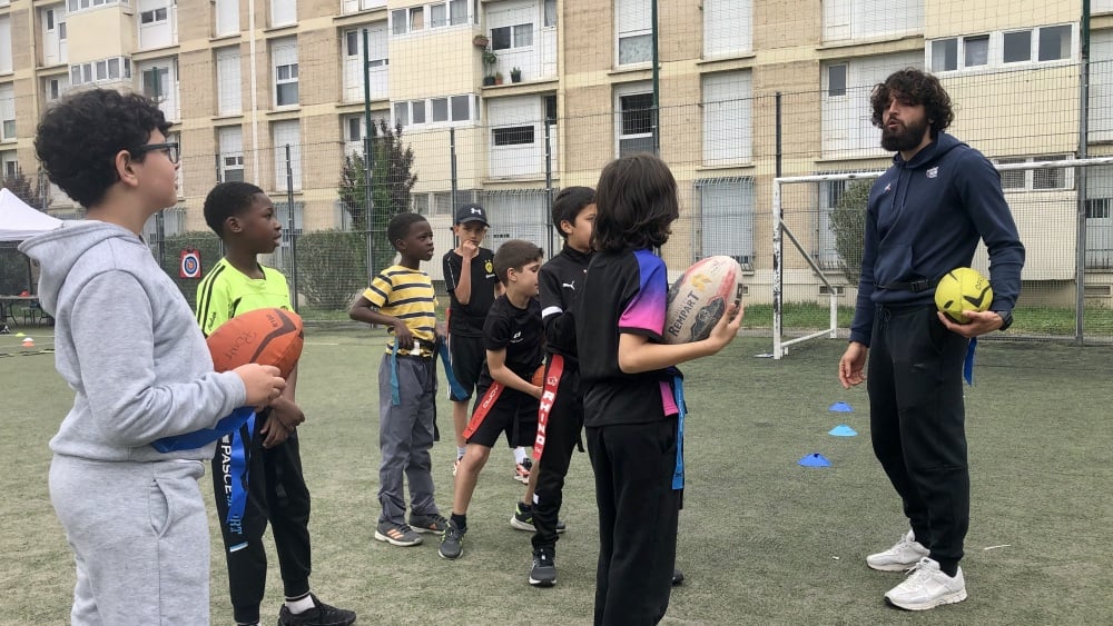 "Plus on les intercepte tôt, plus on les éloigne du trafic"