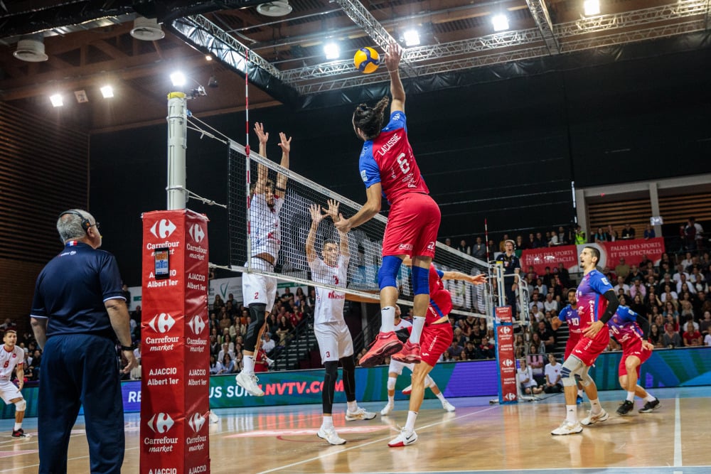 Volley-ball : le GFC Ajaccio remporte la première manche - Corse Matin