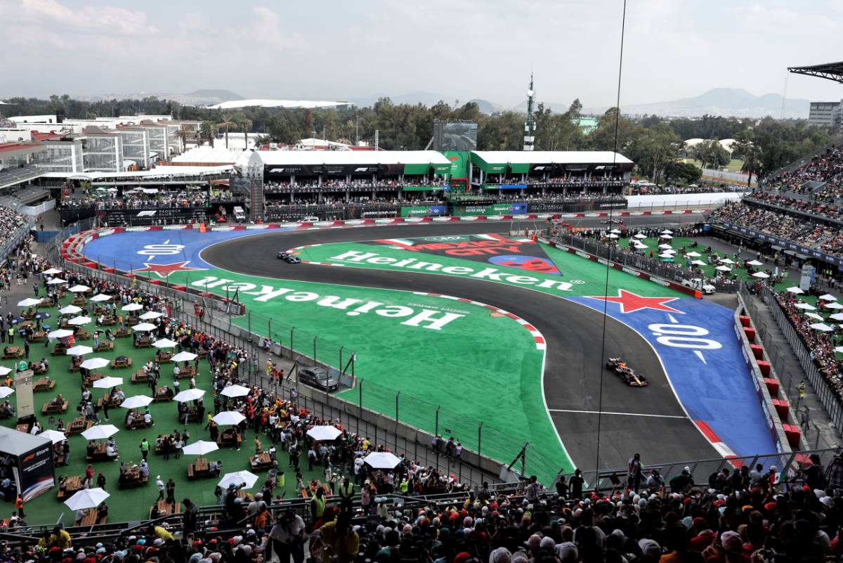 la F1 garde un pied à Mexico… et un espoir renaît pour Sergio Pérez