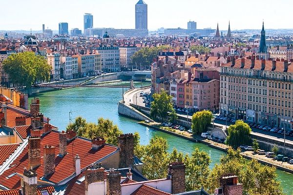 la réforme du scrutin à Paris, Lyon et Marseille retoquée en commission au Sénat