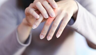 c'était l'un des premiers signes de la polyarthrite rhumatoïde
