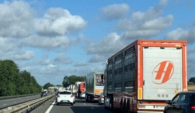 accident entre deux véhicules sur la N12, plusieurs kilomètres de bouchons