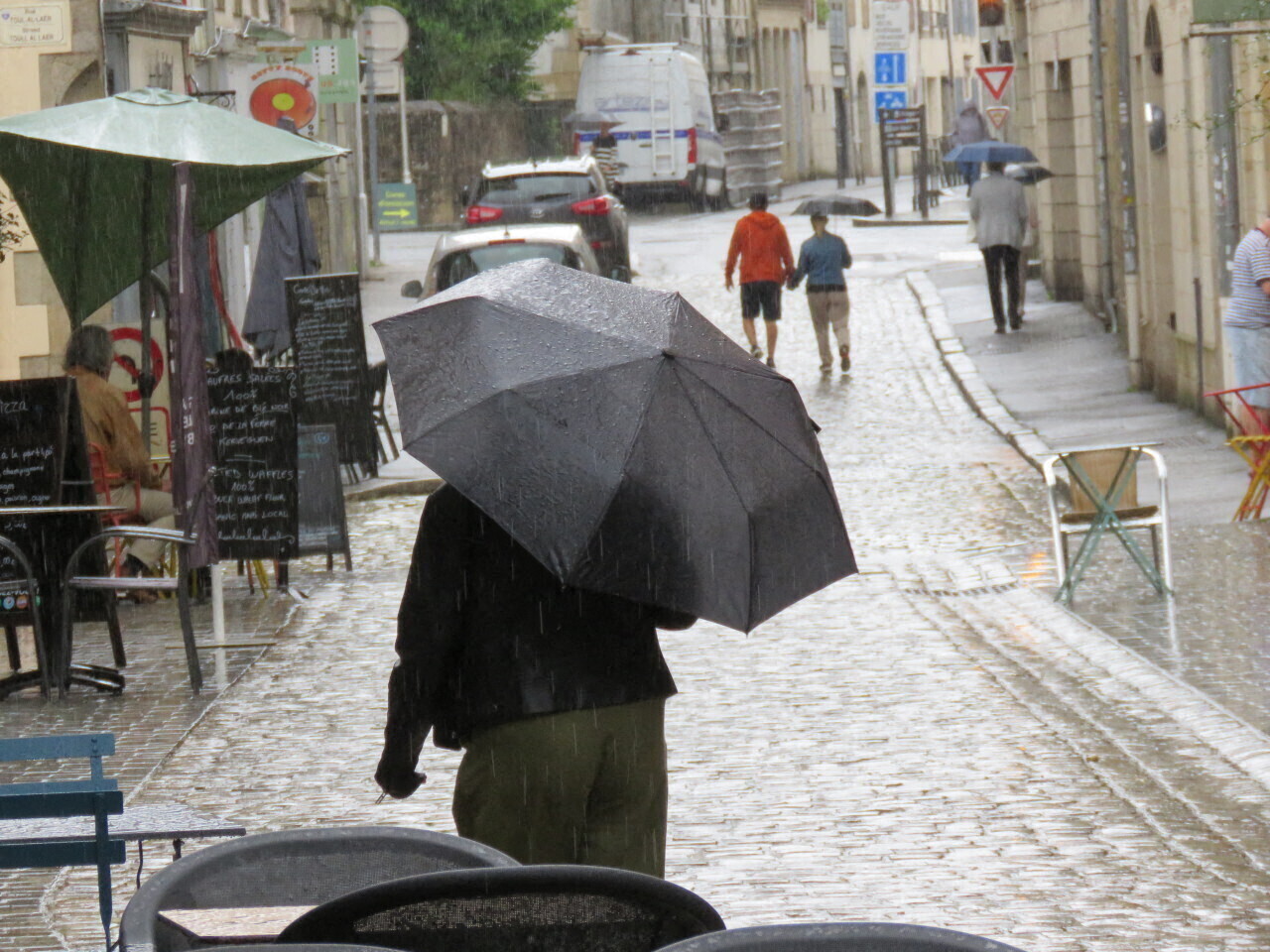 Un temps frais et pluvieux cette semaine en France (avant un changement radical le week-end de l'Ascension ?)