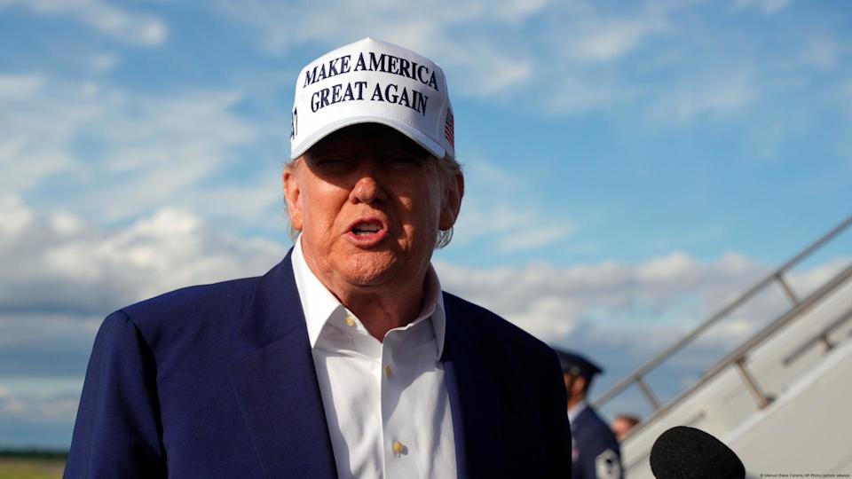 Donald Trump accuse les universités américaines de suivre une agenda "woke", contraire aux valeurs traditionnelles du pays<span class="copyright">Manuel Balce Ceneta/AP Photo/picture alliance</span>