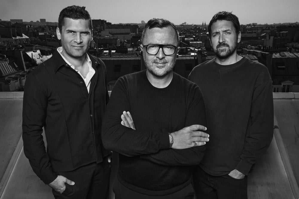 De gauche à droite, le COO Matthieu Duplan, le DG Claude Lacaze et le DA Matthieu Menu de Terminal 9 Studios