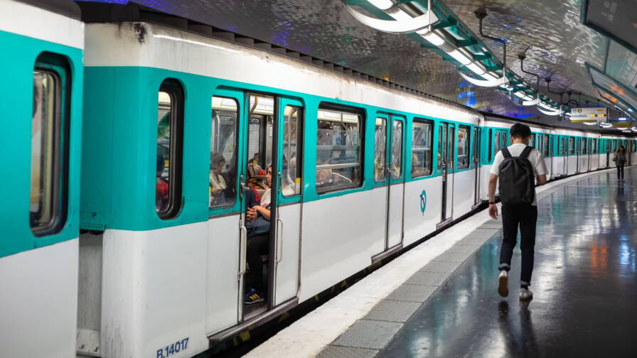La station Cambronne, sur la ligne 6, sera fermée du 29 juin au 28 septembre inclus.