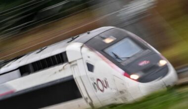 un Polonais parcourt 500 km à l'extérieur d'un TGV entre Paris et Valence